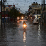 Melissa gira al Norte y da un alivio al Sur, pero sigue alerta por inundaciones