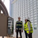 Director de Coraasan supervisa sistemas junto a técnicos ante el paso de la tormenta Melissa