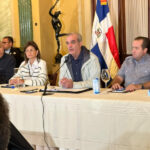 Gobierno suspende trabajo y docencia este viernes por efectos de la tormenta Melissa