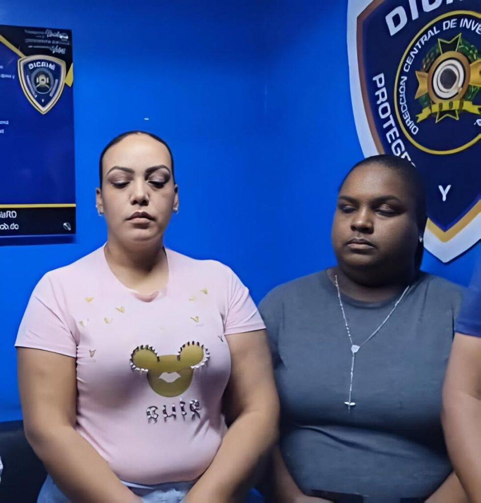Dos mujeres enviadas a prisión por agresión contra joven en Bonao