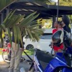 Detienen a hombre que intentó agredir con machete a pareja de su exmujer en parqueo Fiscalía de Jarabacoa