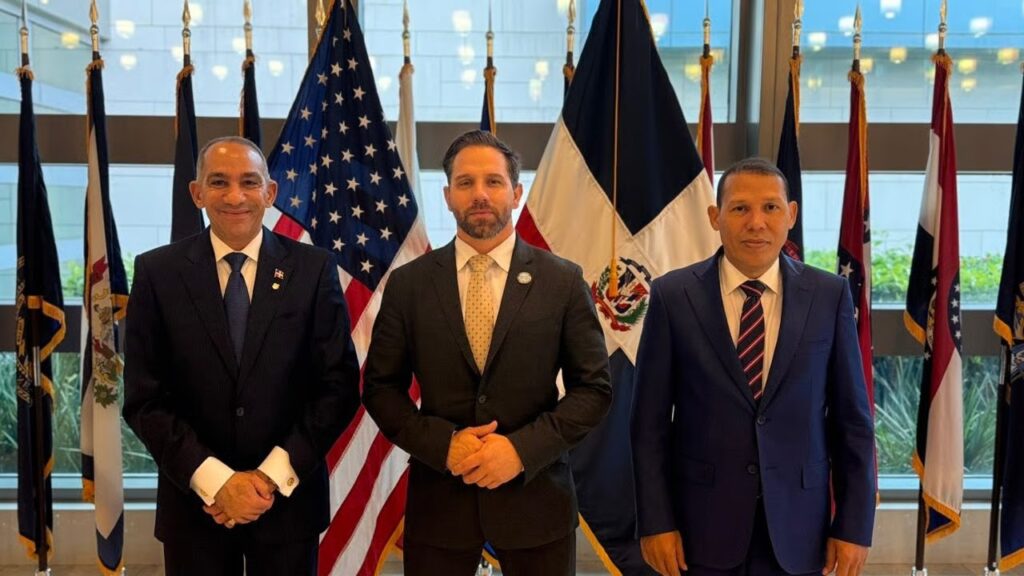 Reunión entre EE.UU. y República Dominicana aborda lucha antinarcoterrorista