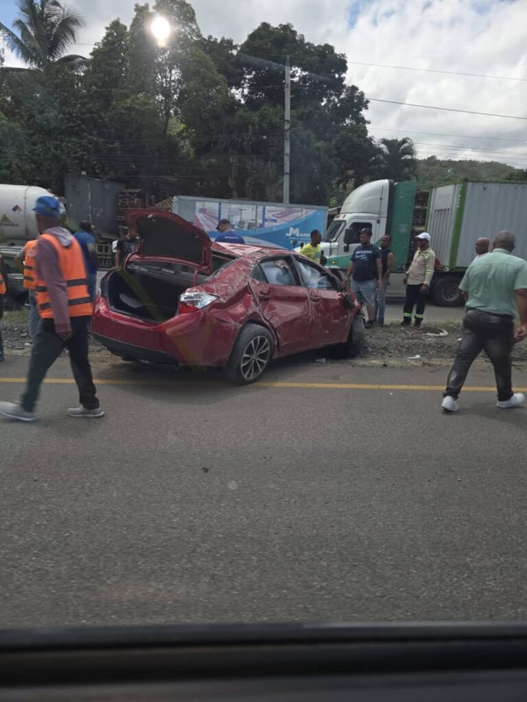 Accidente de tránsito frente a INCARNA, La Vega