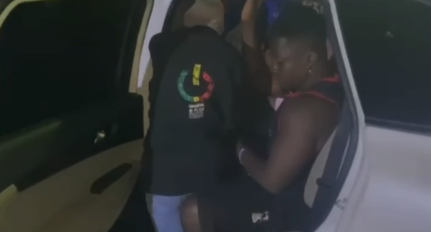 ERD detiene dominicano que transportaba 21 haitianos indocumentados en Santiago Rodríguez