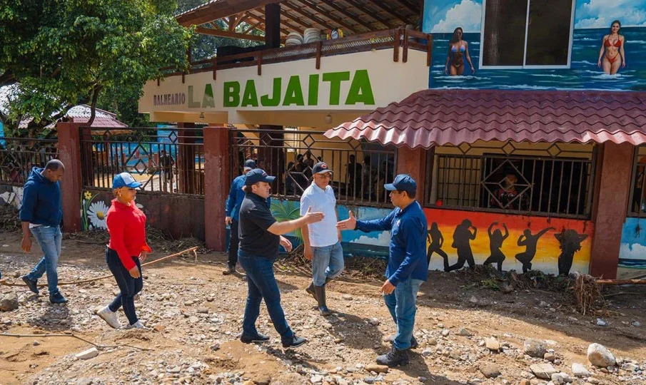 Paliza detalla medidas oficiales frente a daños por vaguada en Puerto Plata