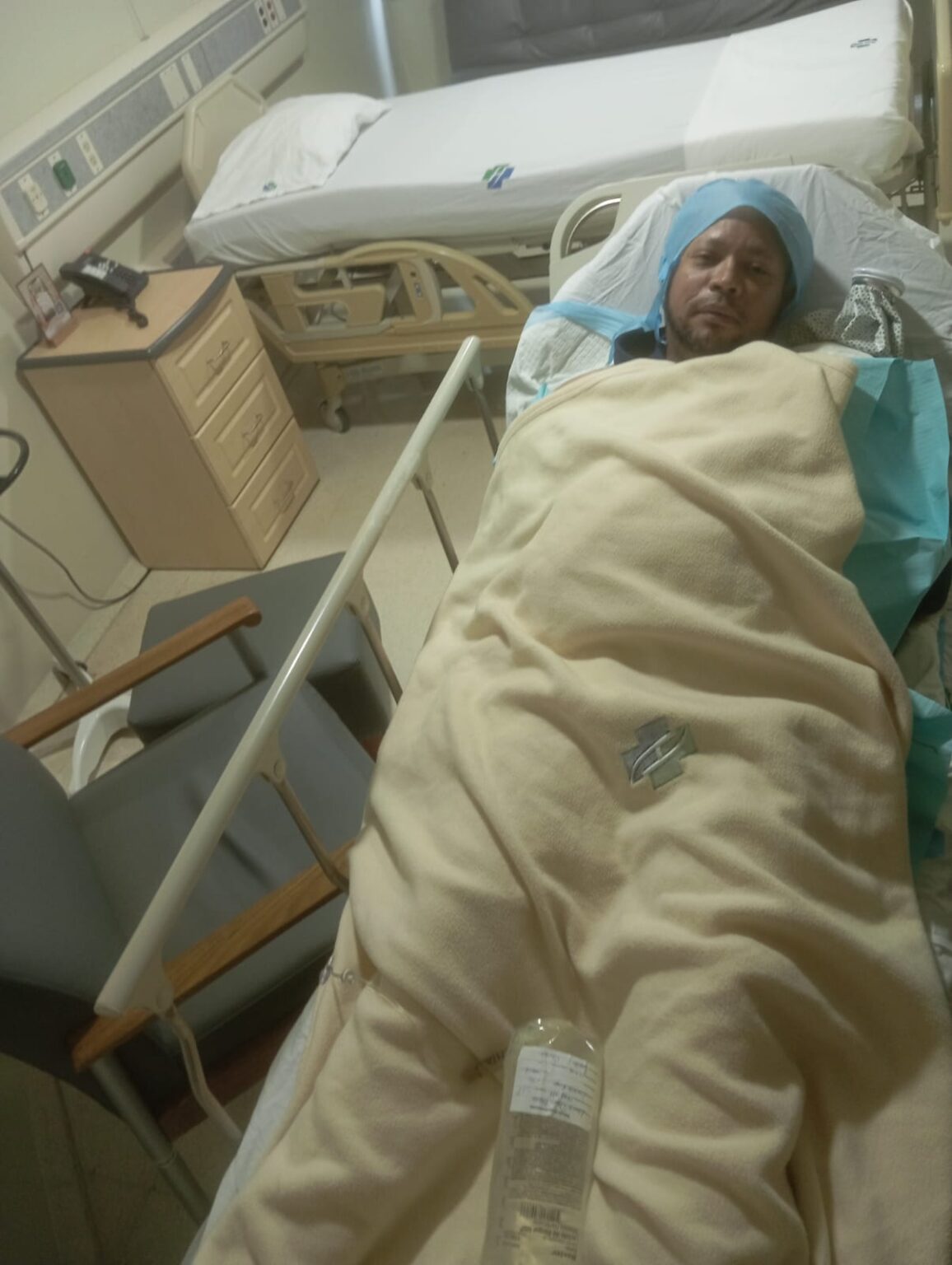 Sale exitoso de cirugía agente de la Digesett agredido en el Aeropuerto del Cibao