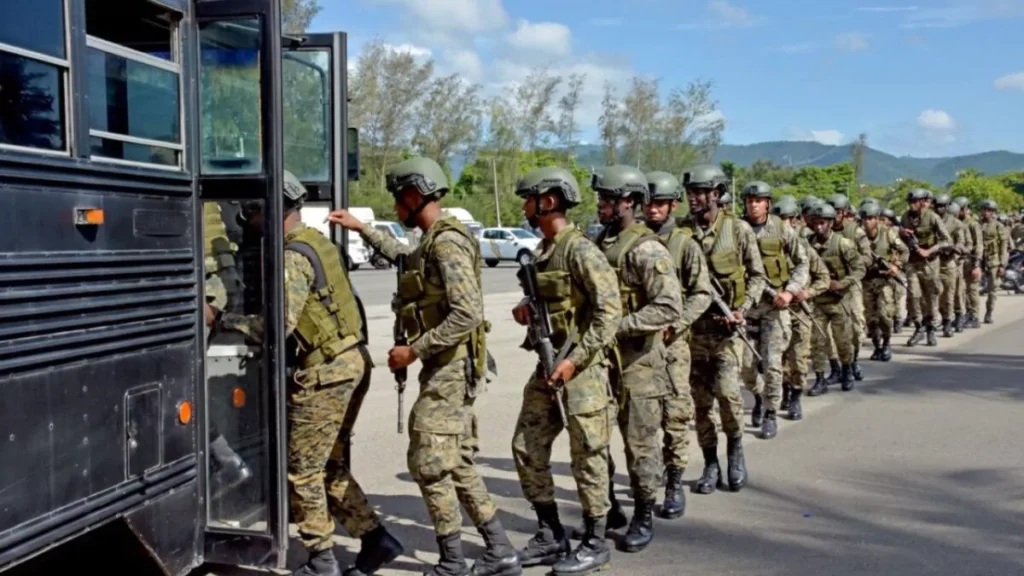 Refuerzan seguridad en frontera con Haití tras violencia