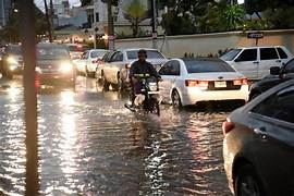 Santo Domingo y Distrito Nacional afectados por intensas lluvias