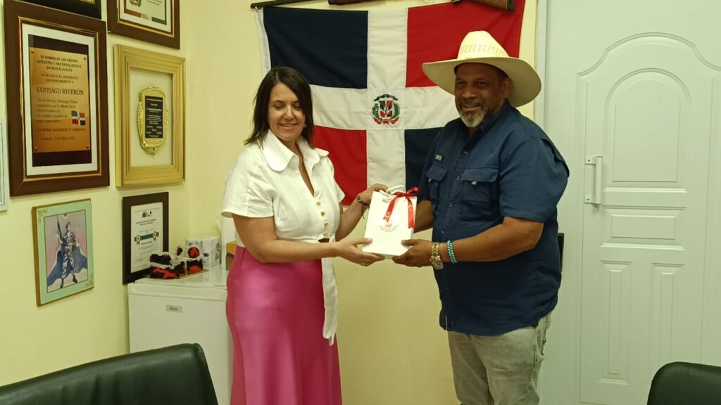 Embajadora de Turquía fortalece vínculos en visita a Dajabón