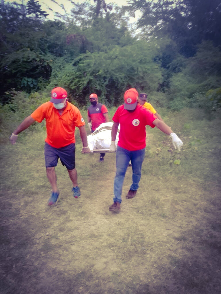 Encuentran cuerpo en estado de descomposición en río Yaque del Norte