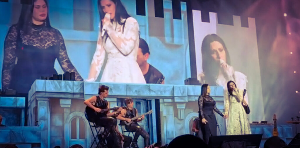 Laura Pausini emociona con su concierto en Santo Domingo