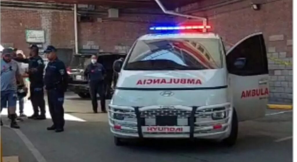 Hombre muere tras caer del parqueo de Plaza Central en el Distrito Nacional