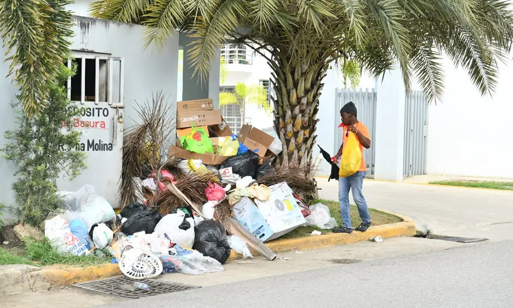 Comunidad de Puñal piden a autoridades recoger desechos