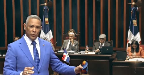 Funcionarios del Gobierno ignoran llamadas de senadores del PRM, según denuncia