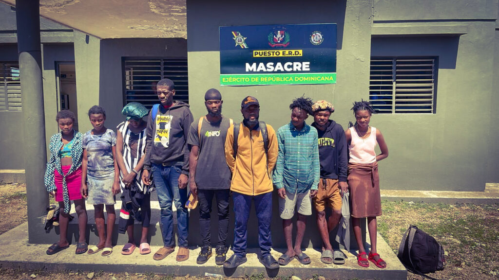 Autoridades arrestan haitianos indocumentados en la frontera norte