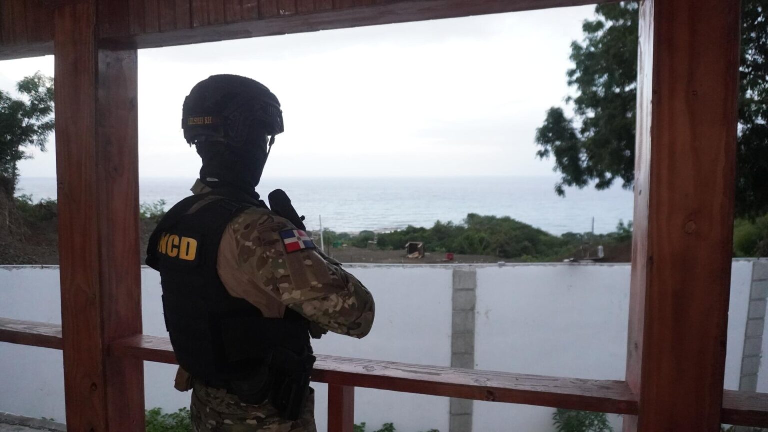 Operativo de la DNCD contra el narcotráfico deja dos detenidos por 1.7 toneladas de cocaína