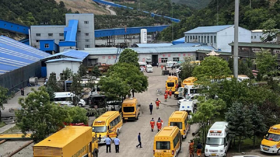 Rescate continúa tras explosión minera que dejó 90 víctimas en China