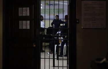 Sobrepoblación en la “Carcelita” del Palacio de Justicia de Santiago genera denuncias