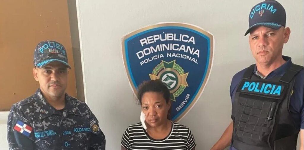 Detienen mujer vinculada a muerte de su hermana de crianza en Loma de Castañuelas