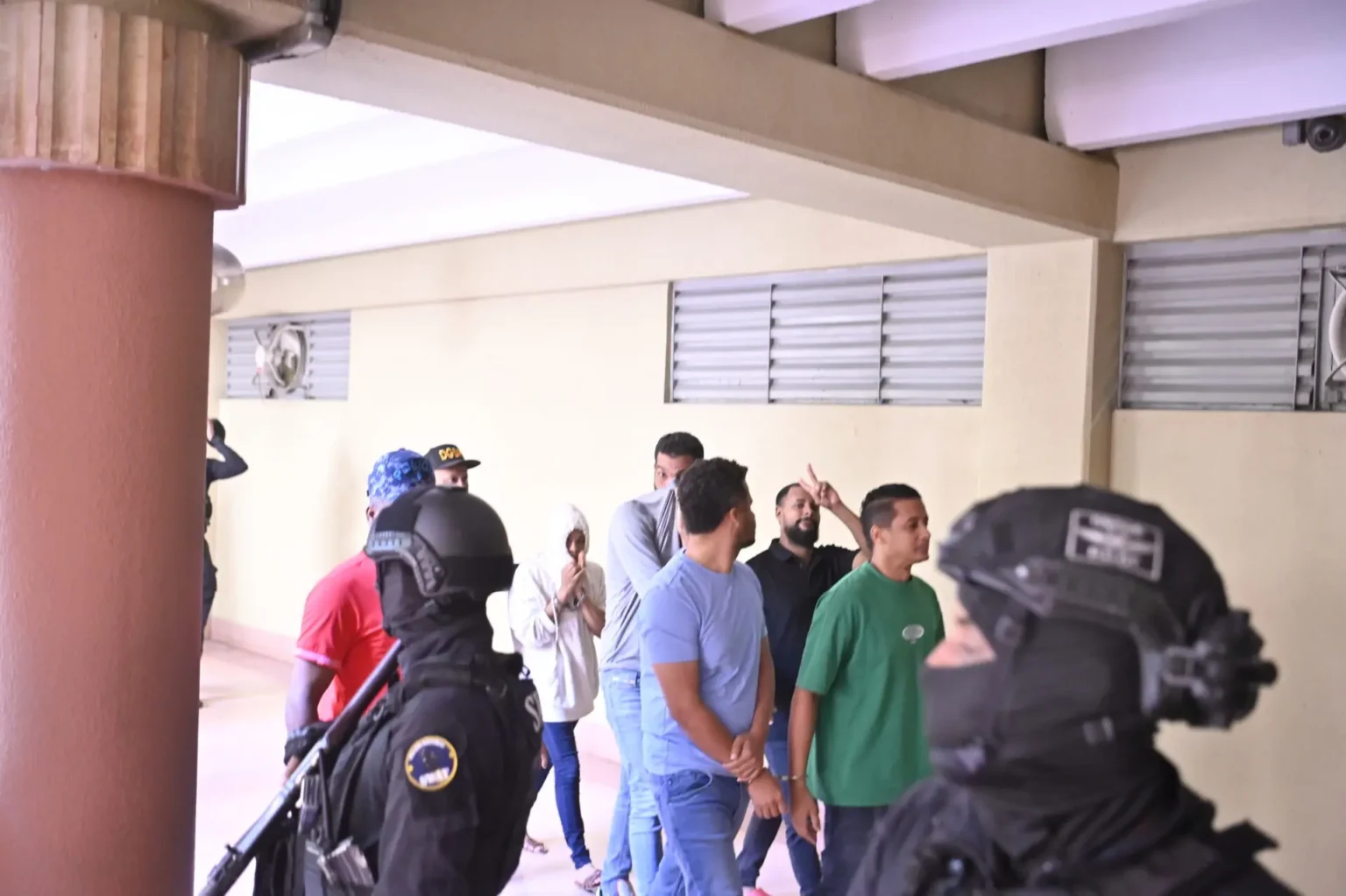 Prisión preventiva contra cinco vinculados a la Operación XL526