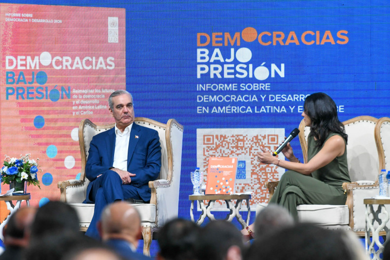 PNUD presenta informe regional sobre democracias con Luis Abinader al frente