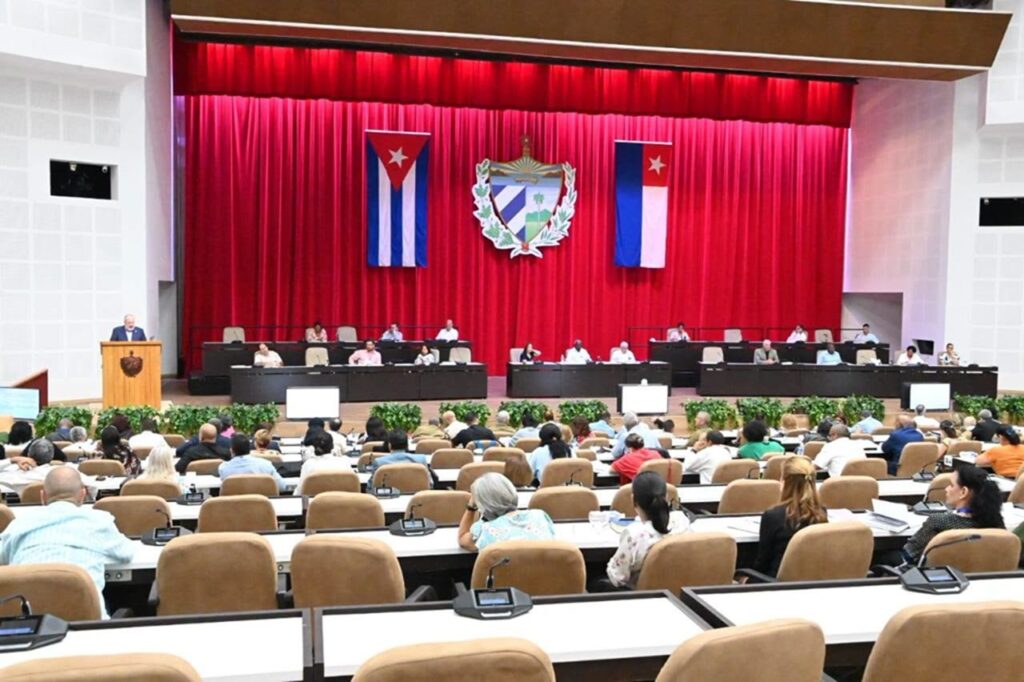 Cuba aprueba en tiempo récord el mayor paquete de reformas económicas en más de una década
