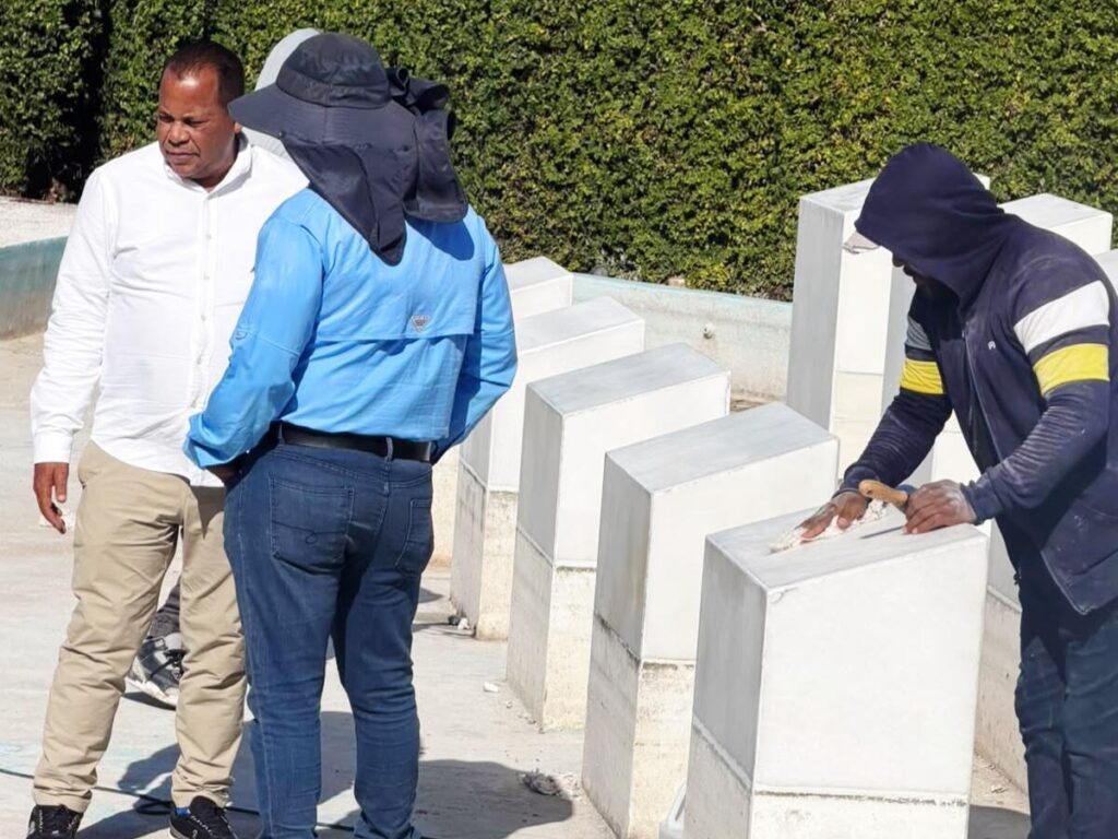 Ayuntamiento de Puerto Plata desarrolla operativo de limpieza y mantenimiento en espacios públicos