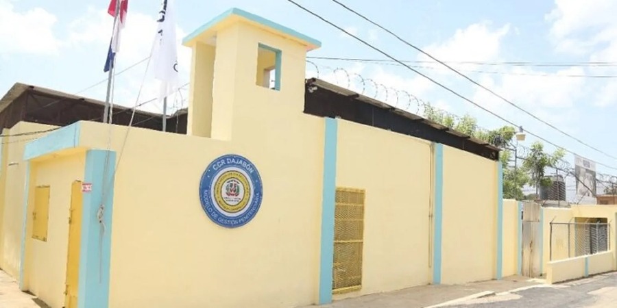 Bomberos apagan conato de incendio en CCR-IV de Dajabón; no hubo heridos