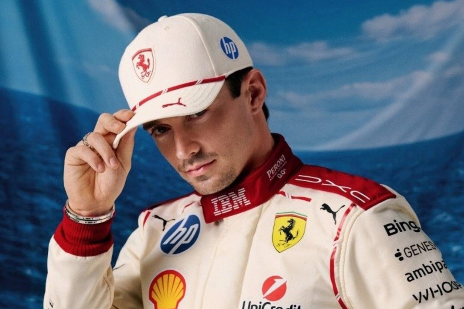Charles Leclerc renueva con Ferrari y reafirma su compromiso con la escudería italiana
