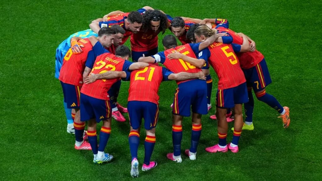 España se juega su futuro ante Arabia Saudí en un duelo decisivo para De la Fuente