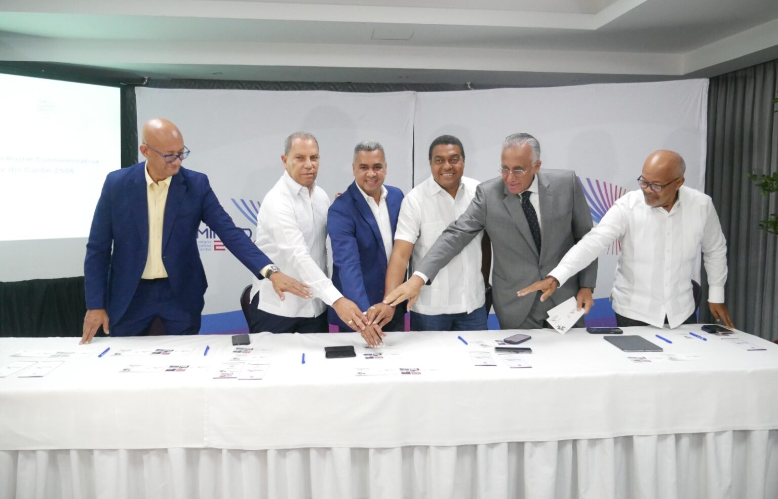 INPOSDOM y Comité Organizador presentan emisión postal oficial dedicada a los Juegos Centroamericanos y del Caribe Santo Domingo 2026