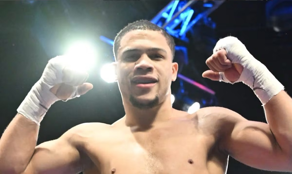 Rohan Polanco domina en Puerto Rico y extiende su invicto a 18-0