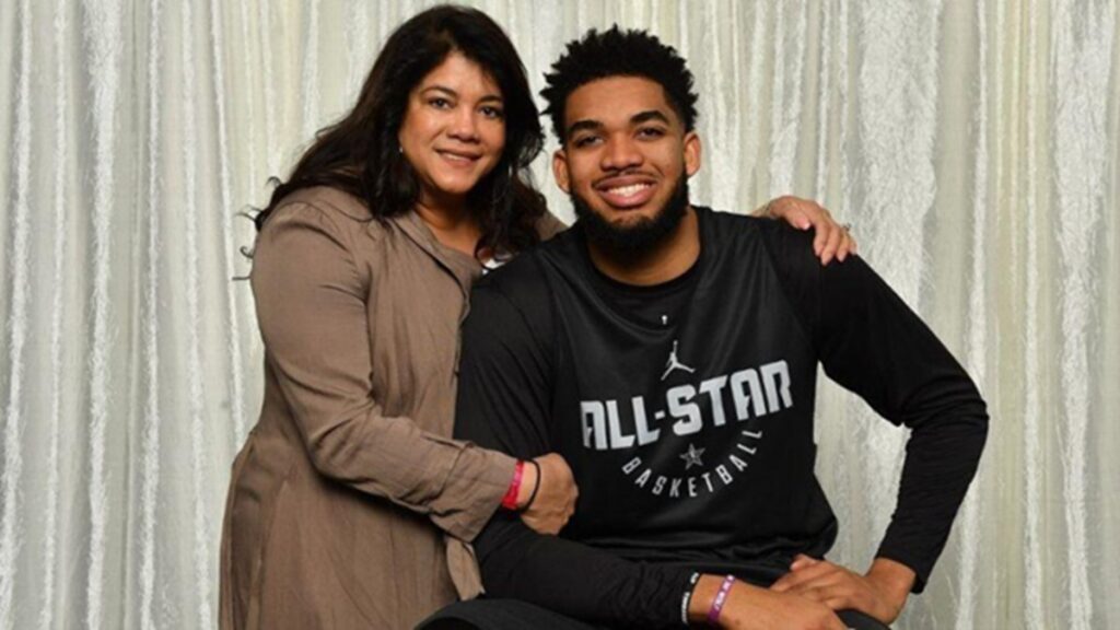Karl-Anthony Towns honra a su madre al conquistar su primer campeonato de la NBA