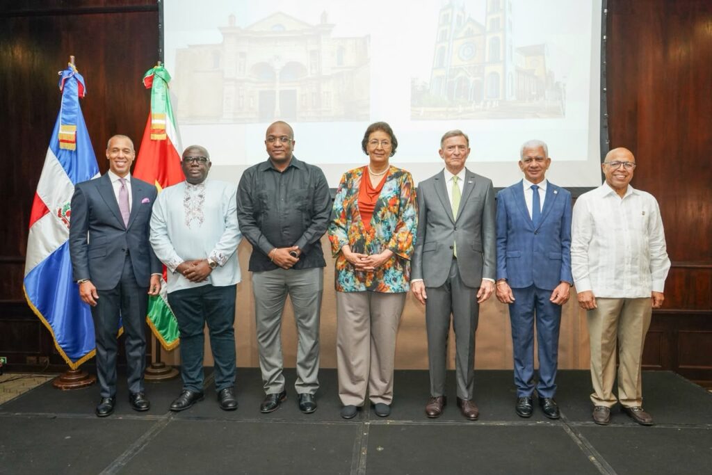 Surinam y RD estrechan relaciones empresariales para dinamizar inversiones