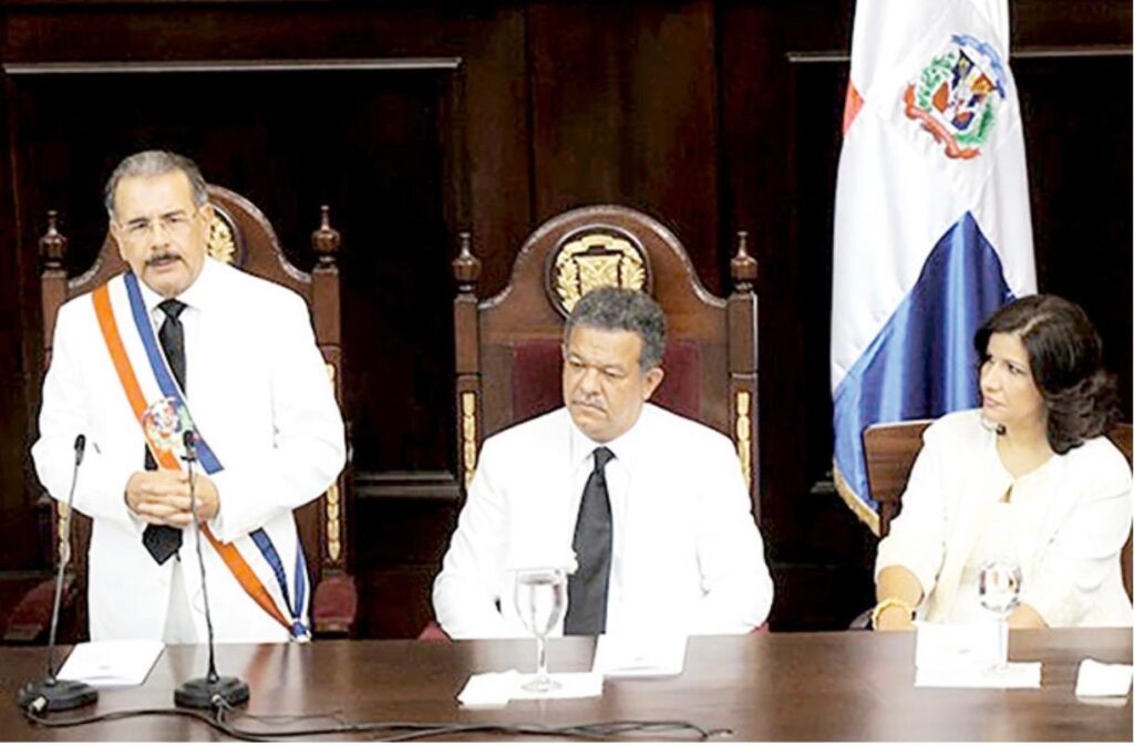 La memoria corta de la política dominicana: cuando los impuestos eran necesarios… hasta que les tocó hacer oposición