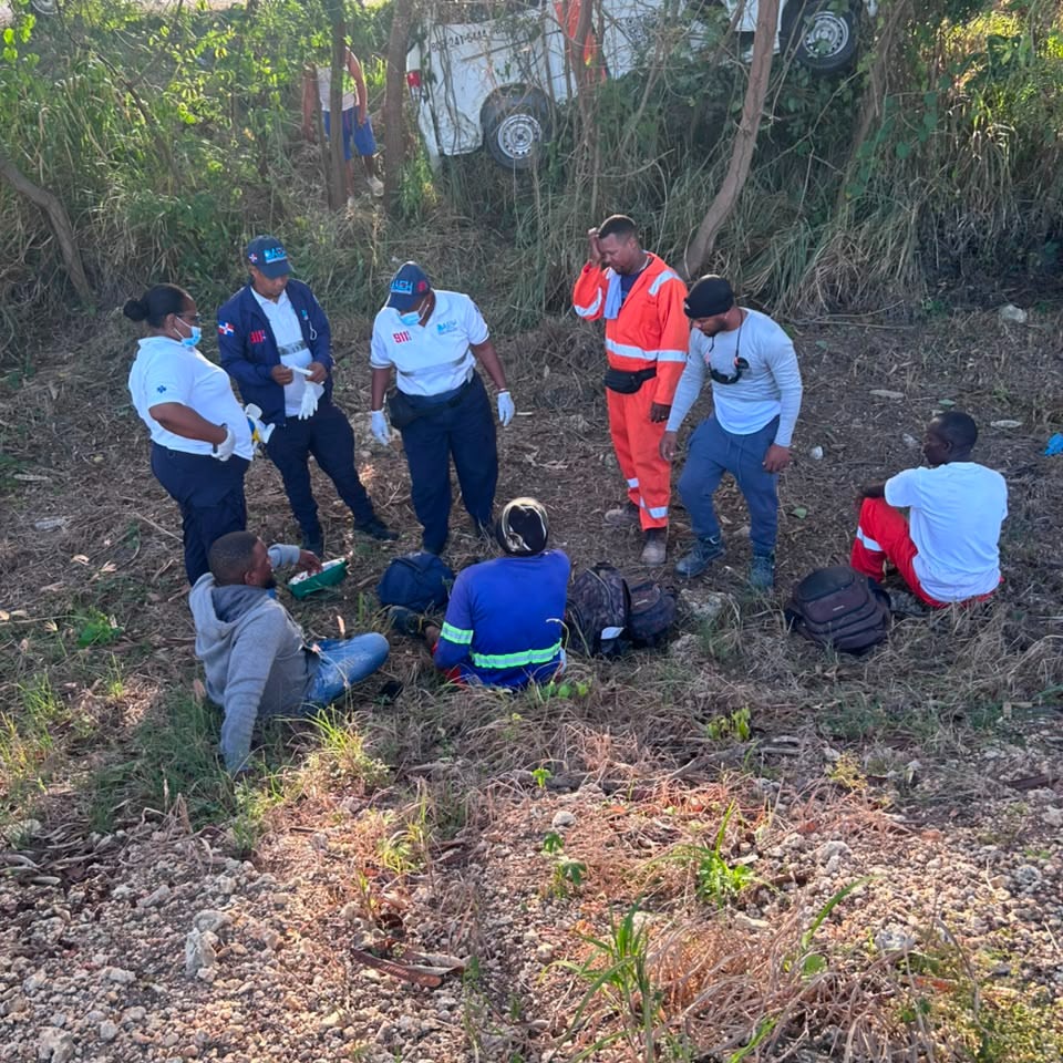 Carretera Quisqueya–San Pedro: accidente provoca múltiples lesionados