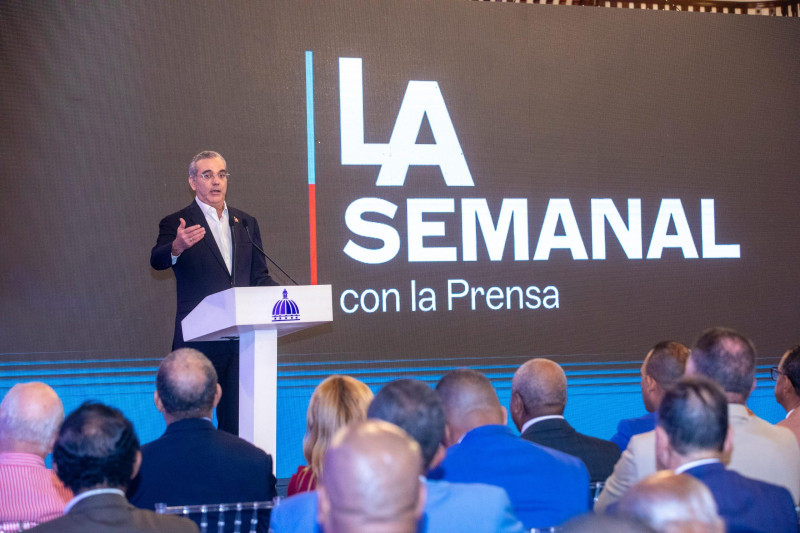 Luis Abinader limita presencia en medios de comunicación