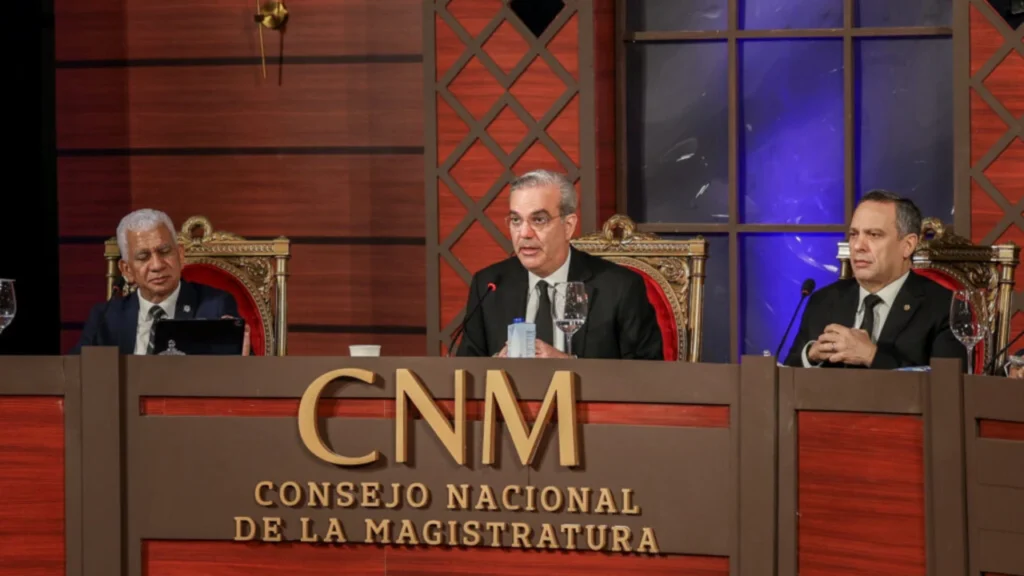 Abinader convoca al Consejo Nacional de la Magistratura para evaluar a 11 jueces de la Suprema este lunes