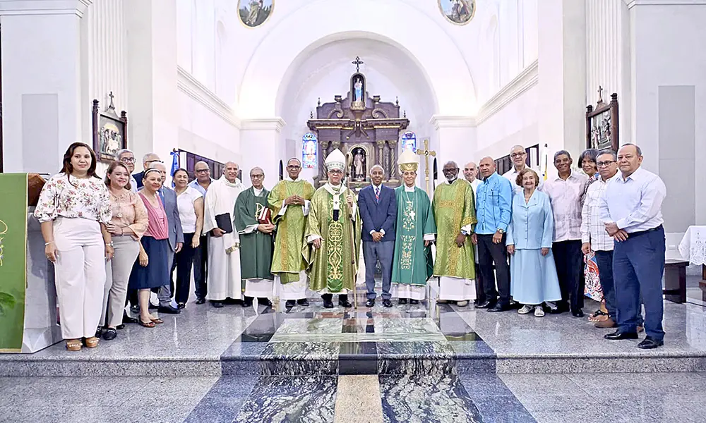 Arzobispo de Santiago reconoce dificultades en su labor pastoral