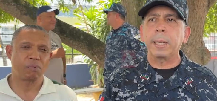 Diego Pesqueira se reúne con comunicadores en Dirección Regional Noreste