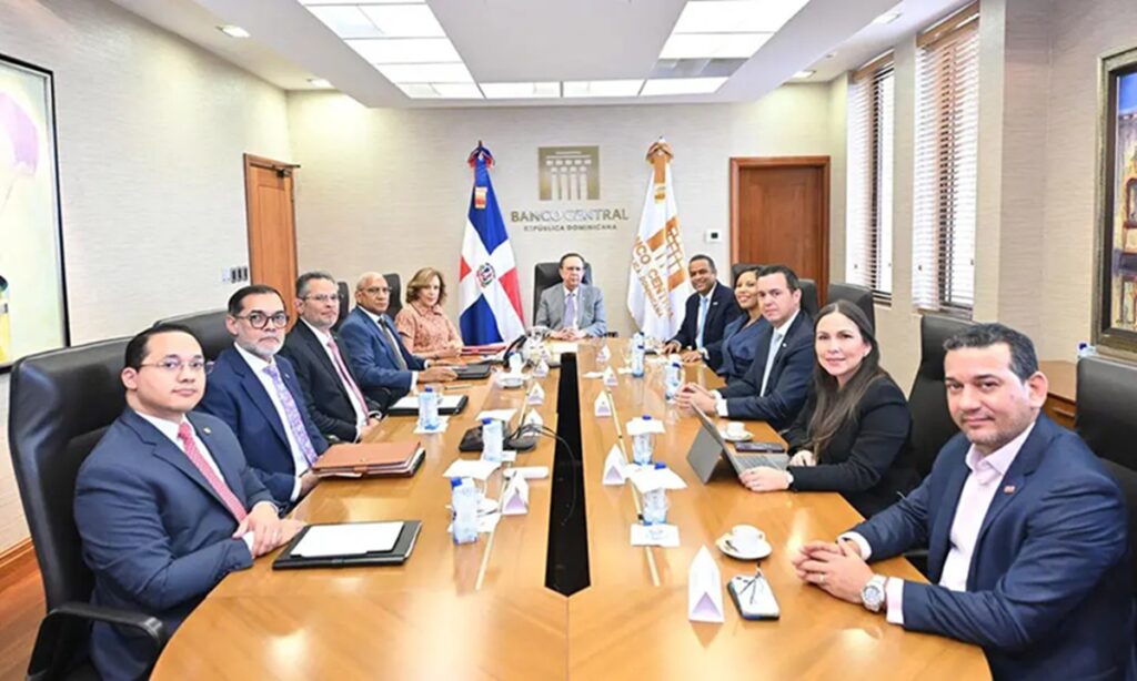 Fintech podrán integrarse al nuevo sistema de pagos instantáneos del BCRD