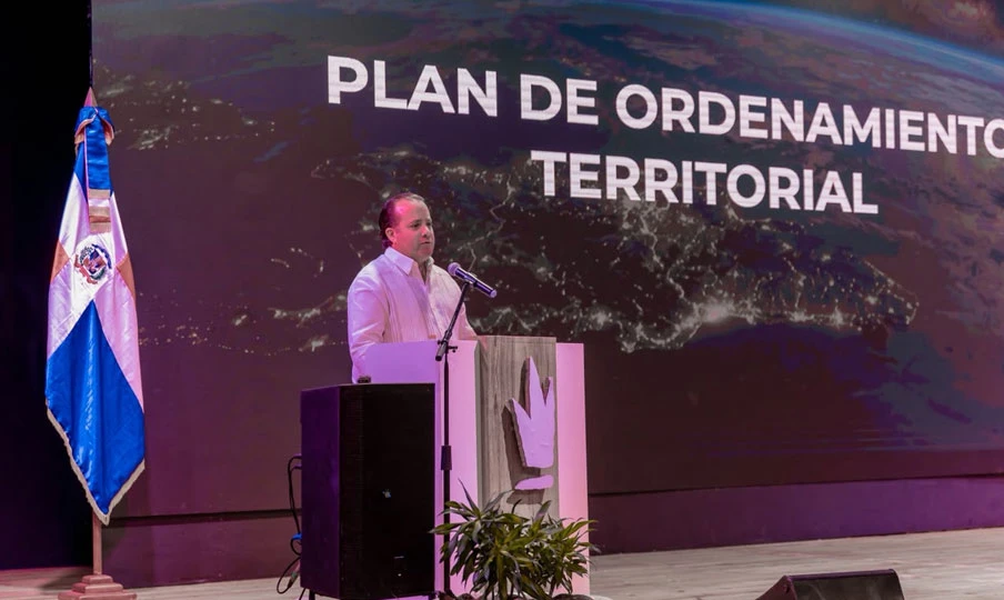 Autoridades presentan Plan de Ordenamiento Territorial para la zona turística de Verón–Punta Cana