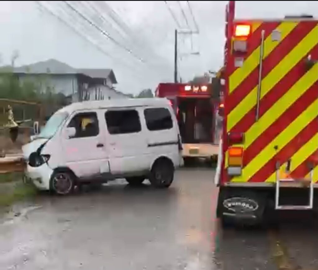 Accidente de tránsito en Buena Vista, Jarabacoa deja herido