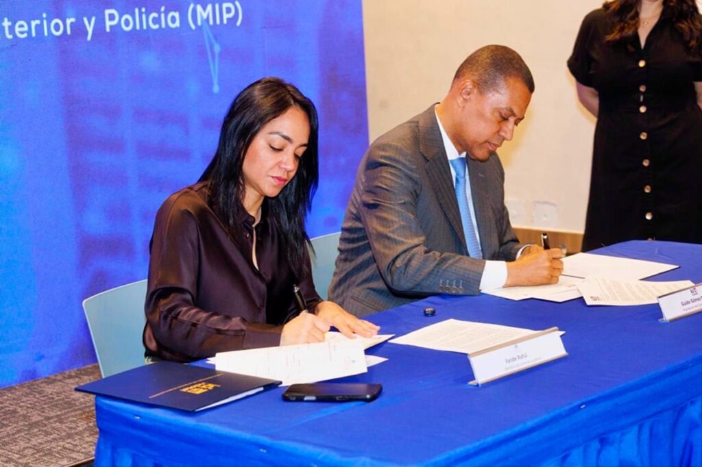 Interior y Policía e Indotel impulsan formación para jóvenes y fortalecen la prevención con nuevo Centro de Prevención en San Cristóbal