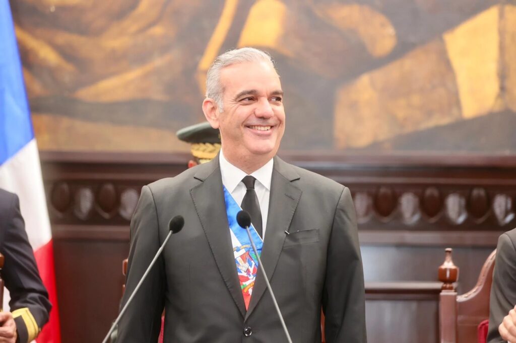 Cinco claves que explican por qué crece la confianza económica en República Dominicana bajo la gestión de Luis Abinader