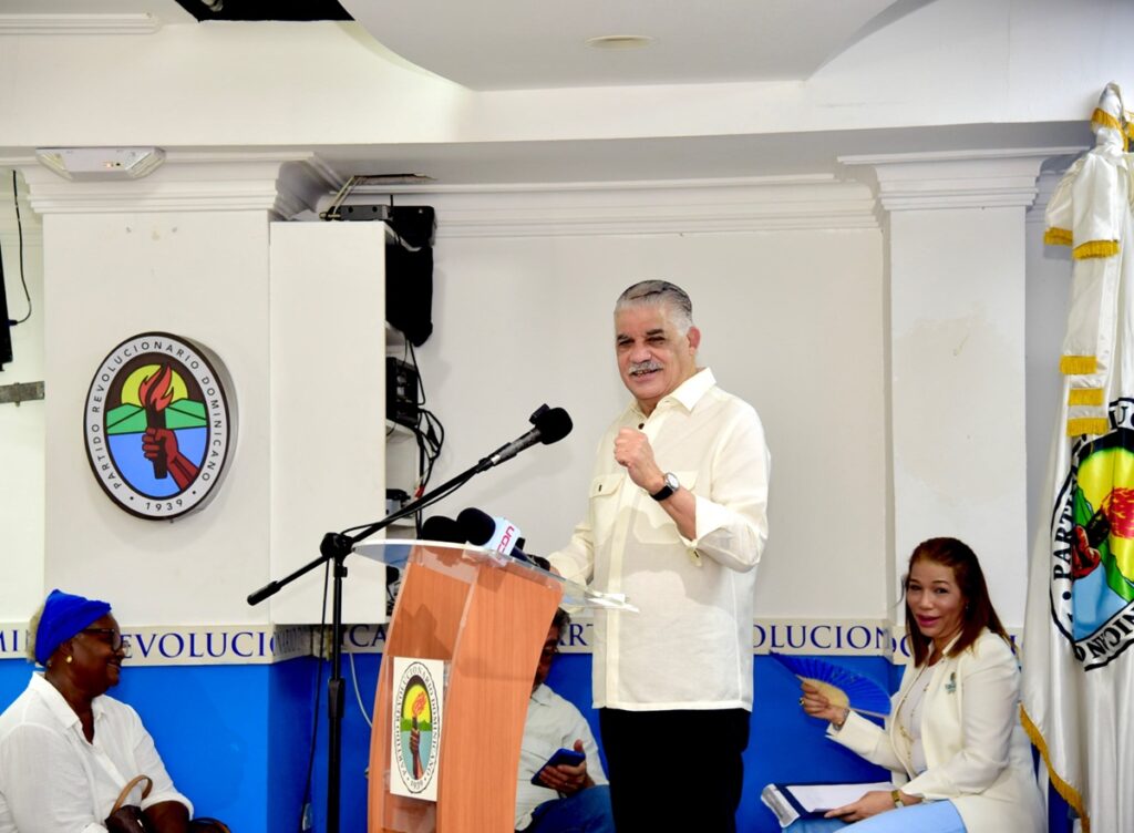 Miguel Vargas urge a la oposición a construir una gran alianza nacional para enfrentar al PRM