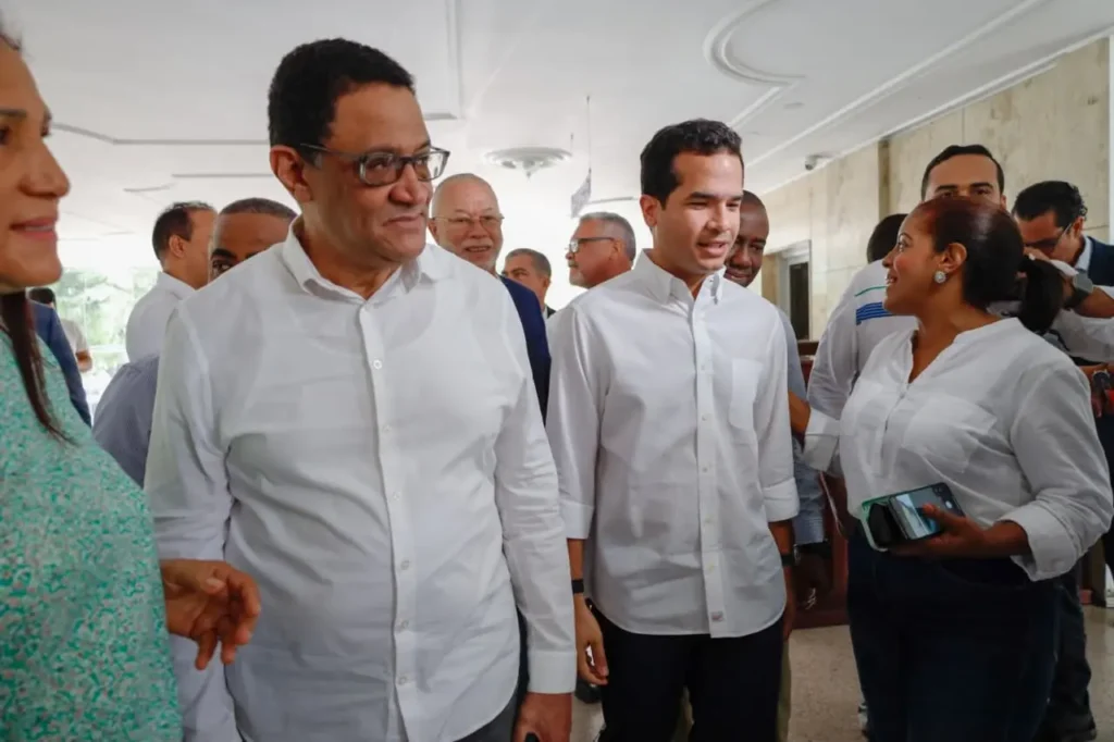 Senador Omar Fernández critica falta de avances en reforma policial