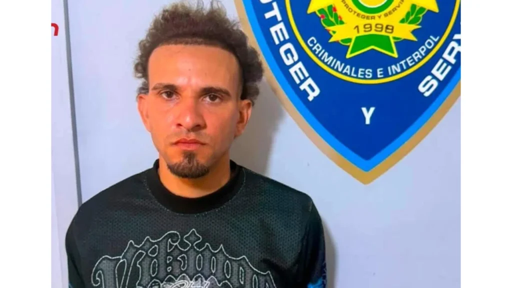 Arrestan a “El Solitario”, acusado de una ola de robos por arrebato en Santiago
