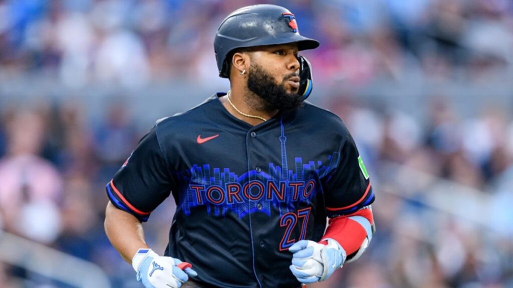 Guerrero Jr. y Machado conectan dos imparables y brillan en una jornada de contrastes en MLB