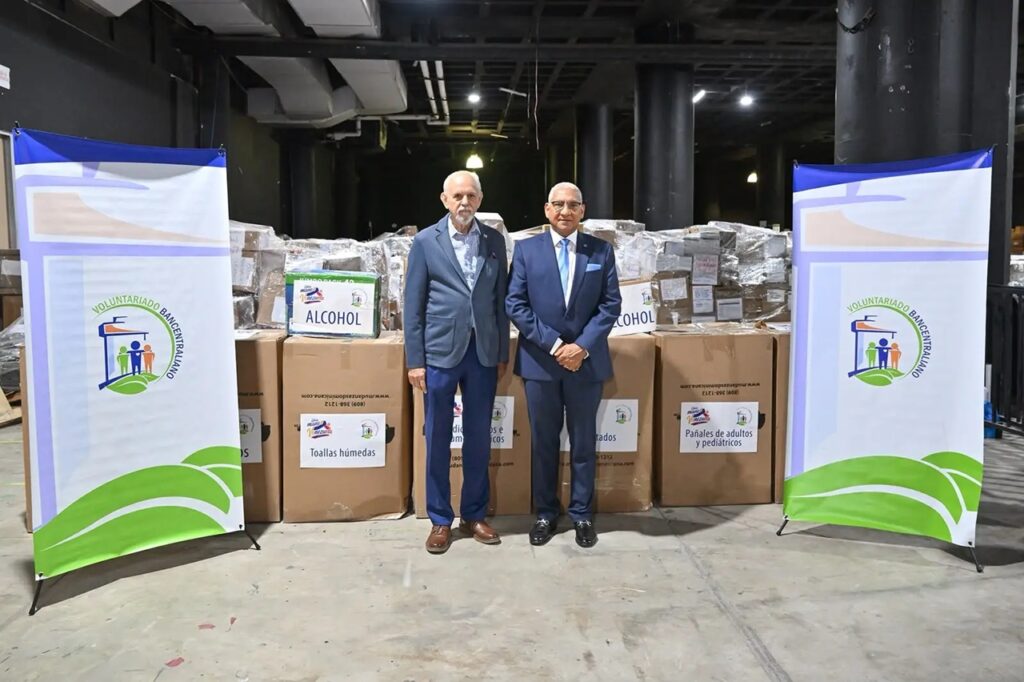 Banco Central refuerza su solidaridad: voluntariado entrega ayuda a víctimas de los terremotos en Venezuela